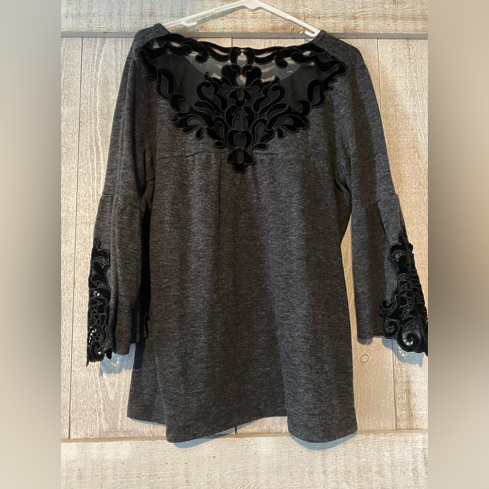 Maurice’s 3/4 sleeve top, XL